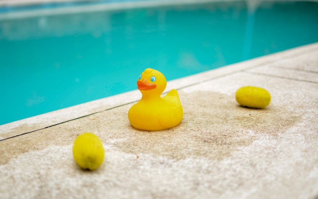 Barnprodukter som gör sällskap i badet